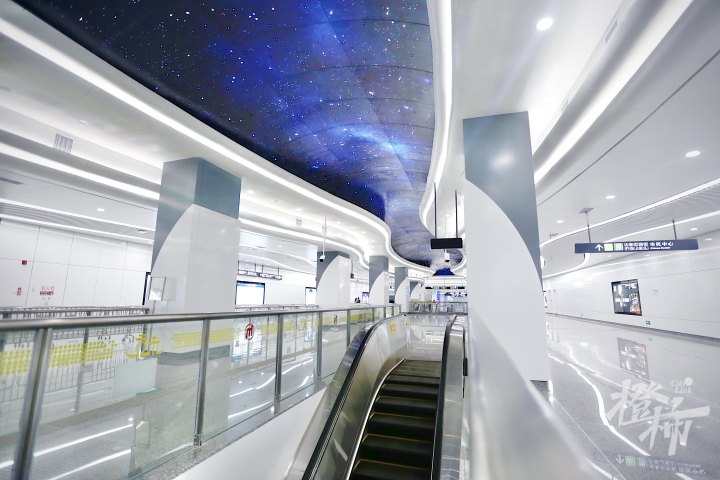 地铁9号线北段和7号线市民中心站正式开通啦!
